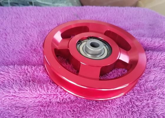 Paduan Bahan Gym Equipment Pulley 4.5 Inch Rol Peralatan Kesehatan Desain Merah