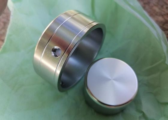 플라스틱은 탄성 스프링 로프로 체육관 장비 중량 부분 셀렉터 핀을 완성합니다