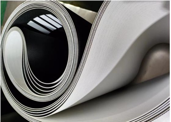 حزام استبدال مطحنة المواد البلاستيكية السوداء للصالات الرياضية التجارية